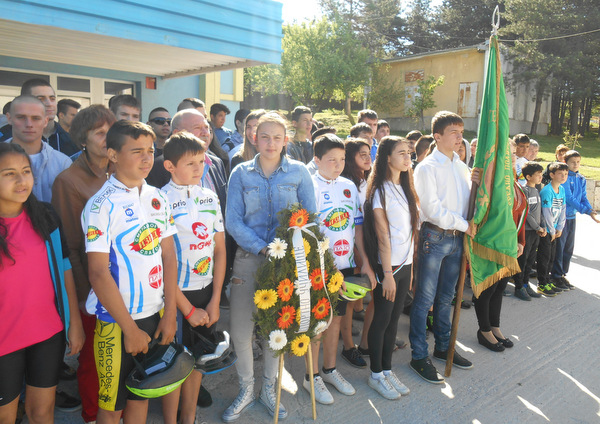 Патронен празник в спортното училище