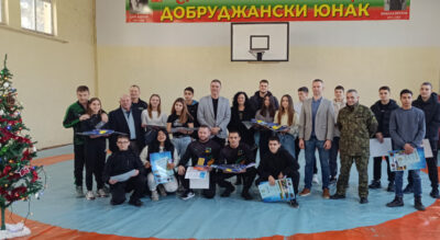 Спортното училище награди най-заслужилите през годината